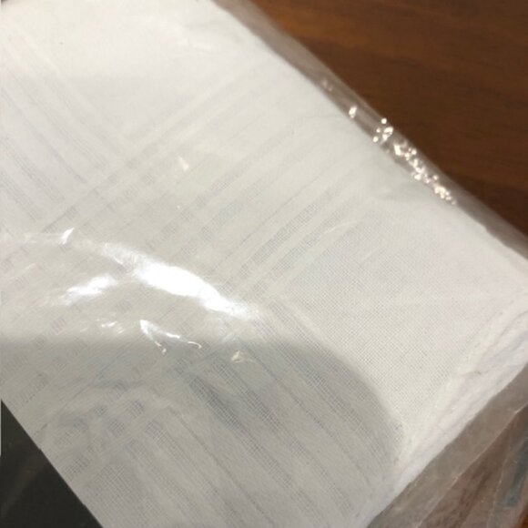 Van Heusen Men’s Fine Cotton Handkerchiefs Pack Of 6 NWT. - Picture 4 of 6